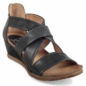 Miz Mooz's Mika wedge black strapy sandal 9 9.5 40